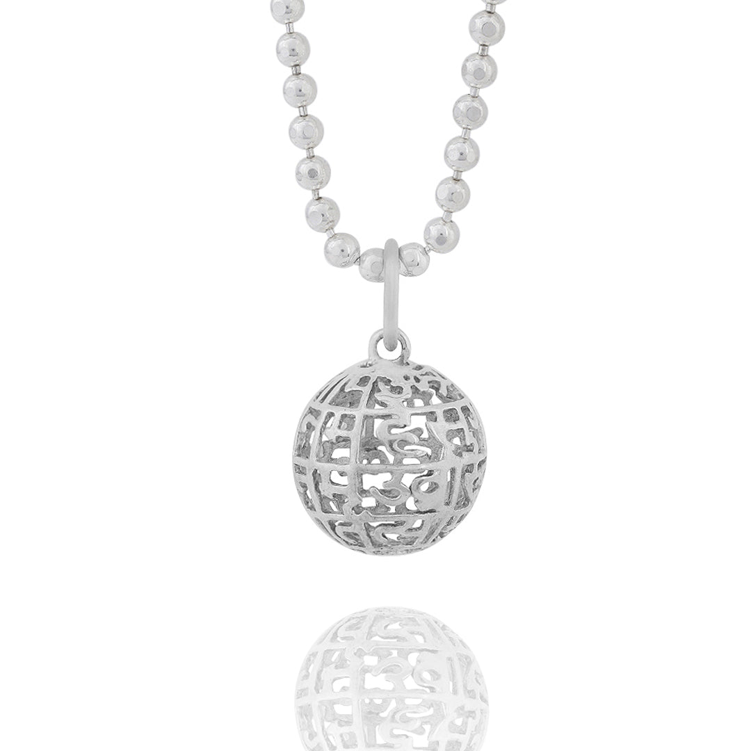 Maha Mrityunjaya Mantra Prayer ( pendant Globe - Silver)