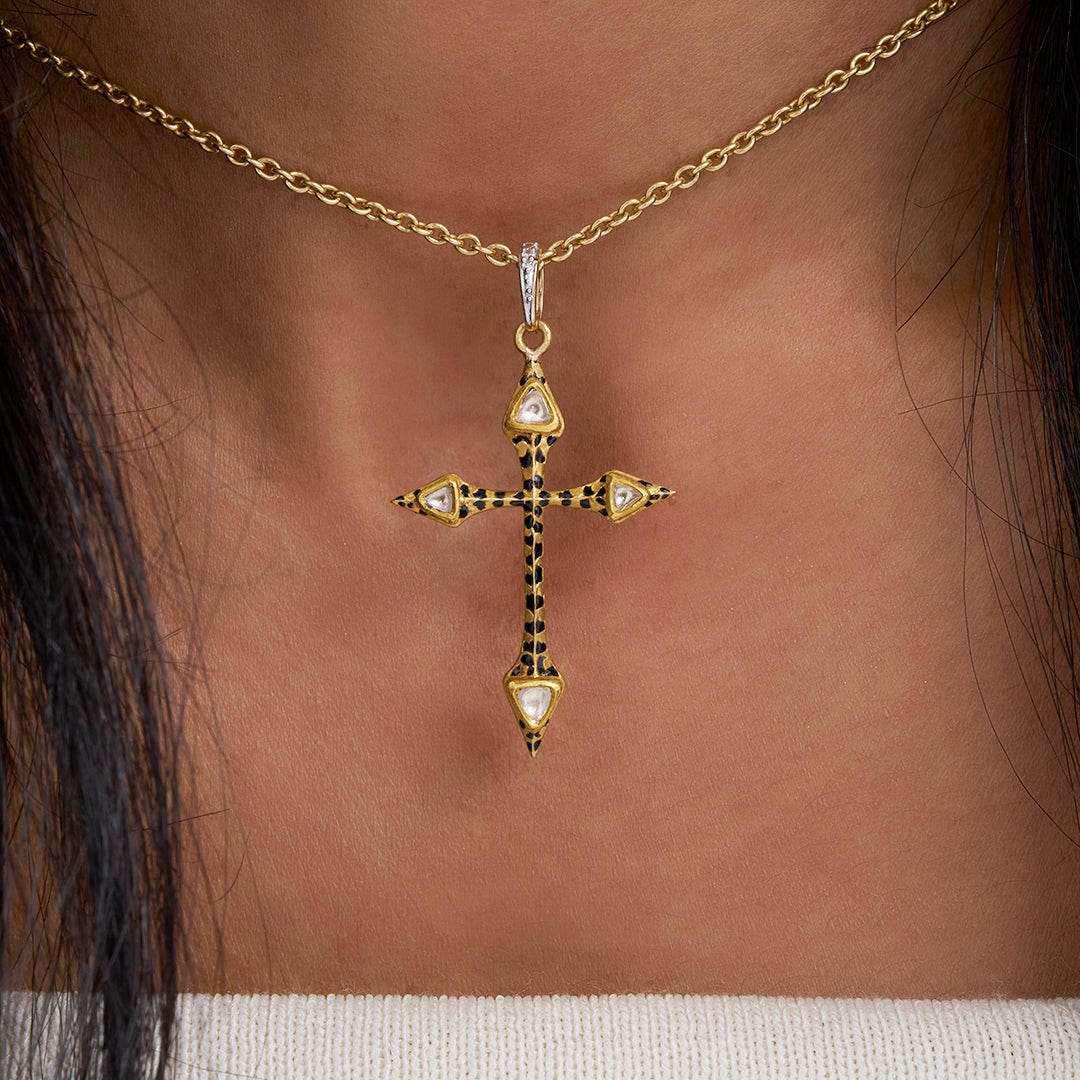 The Polki Kundan Cross pendant (Gold 22k)